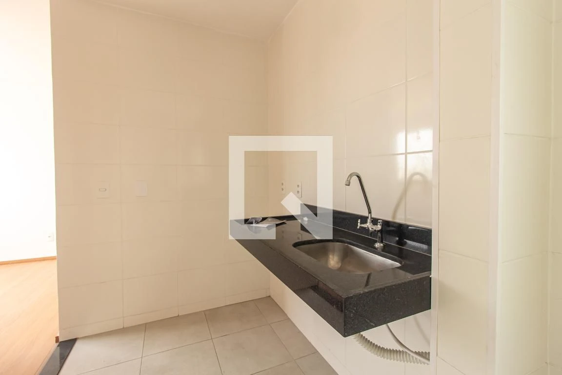 2-bedroom apartment in a building with a pool — photo 33
