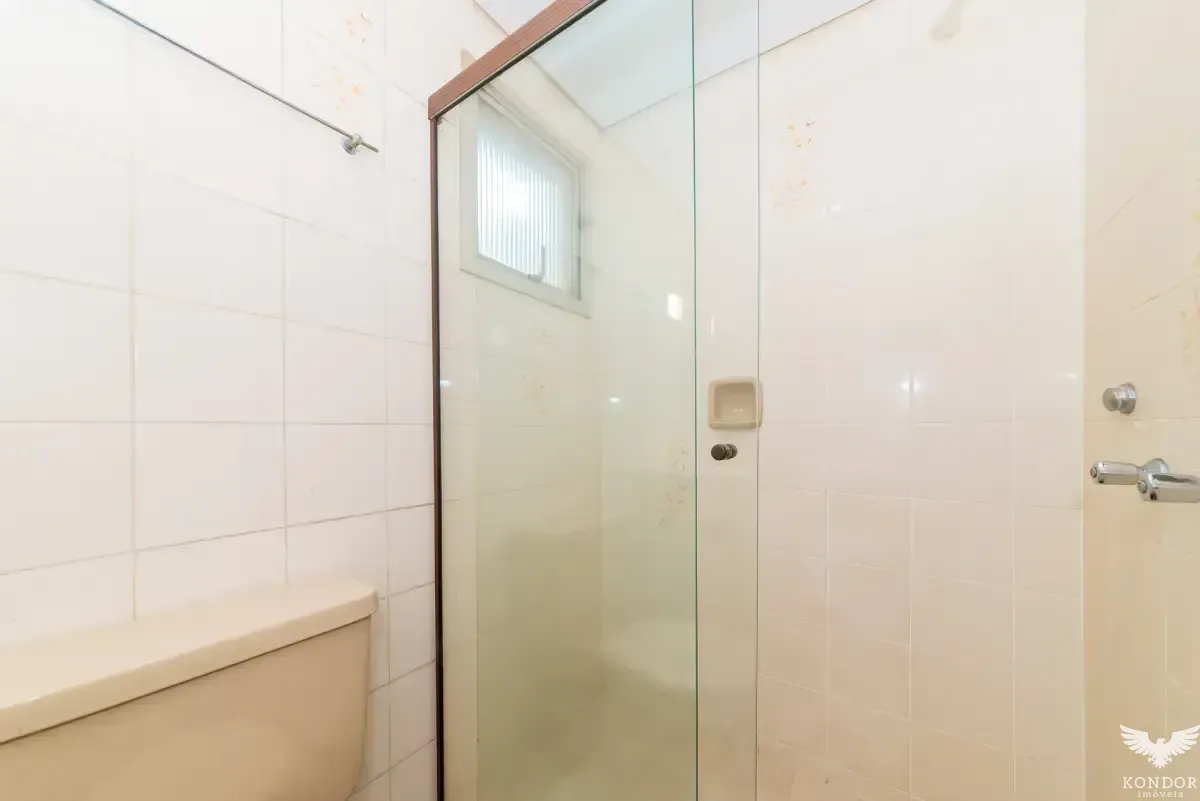 160 m² apartment with 3 bedrooms and 1 en-suite — photo 26