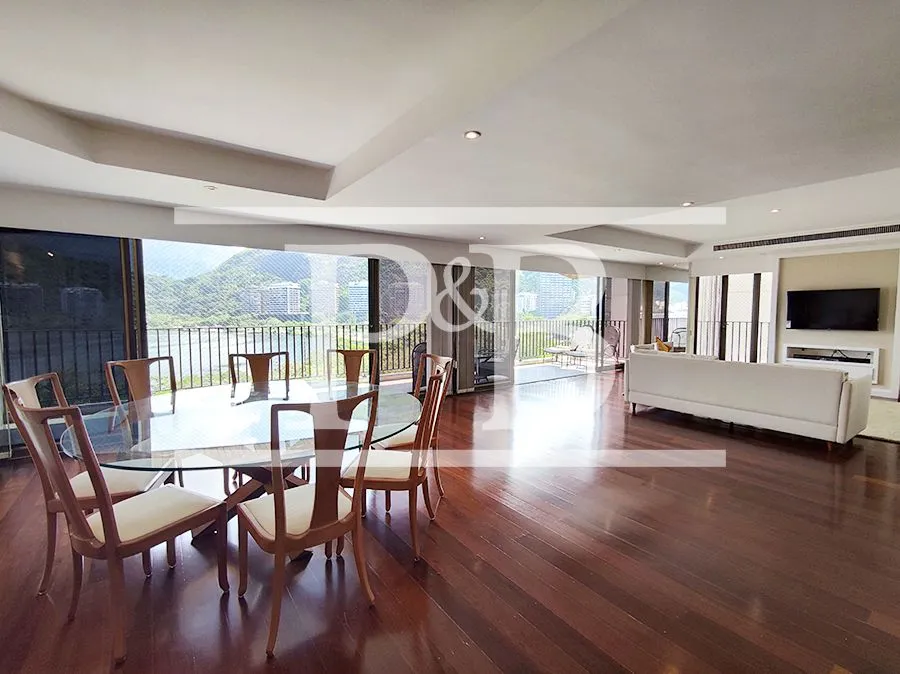 Apartamento com 3 quartos e cozinha fechada — photo 2