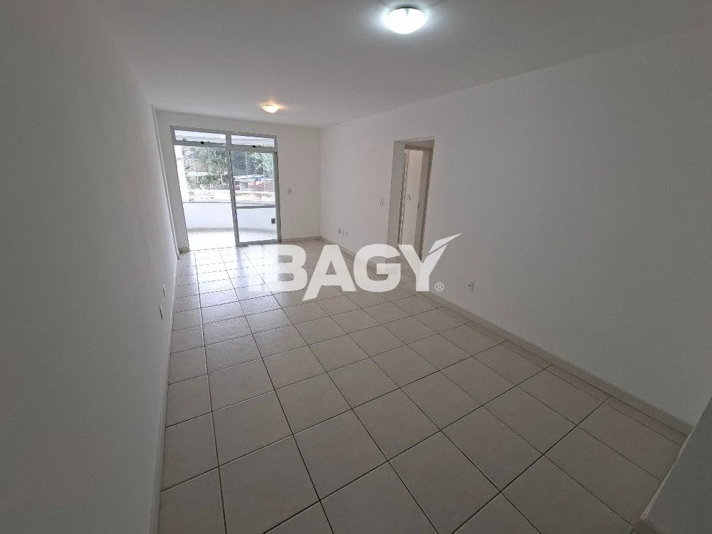 Квартира 124 м² з 2 спальнями та балконом