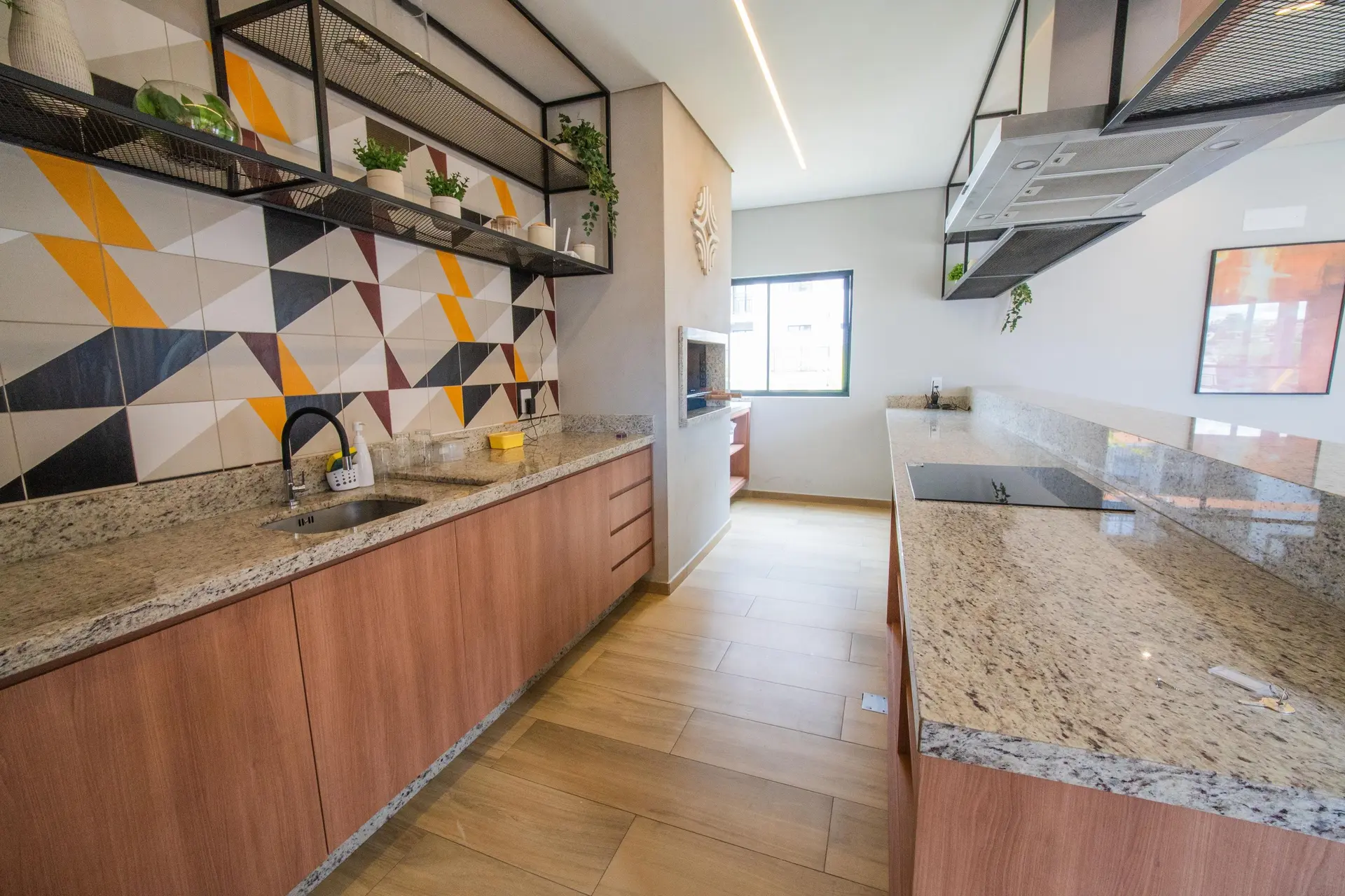 2-bedroom apartment in a building with a sauna — photo 55