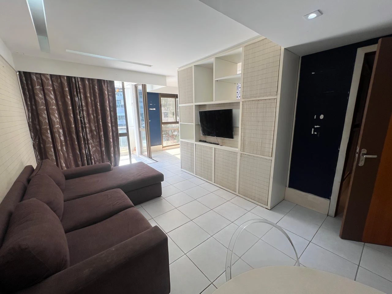 Furnished apartment, 74 m², with a walk-in closet — photo 6