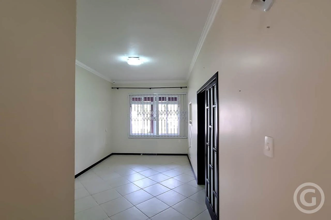 210 m² house with 3 bedrooms and 7 parking spots — photo 14