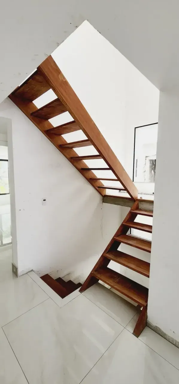 Unfurnished house with an open kitchen and 4 bedrooms — photo 13