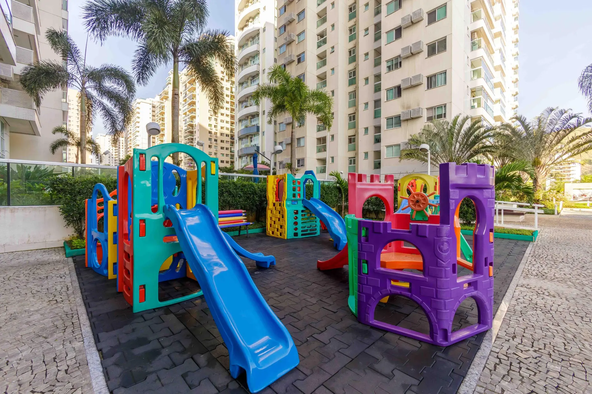 Apartamento mobiliado com 3 quartos e varanda fechada — photo 48