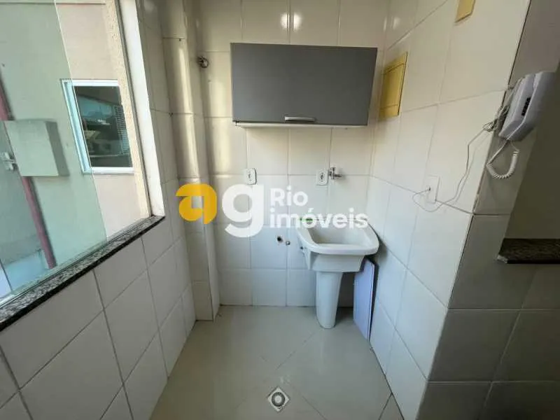 Apartment with closed-off gas kitchen and 3 bedrooms — photo 11
