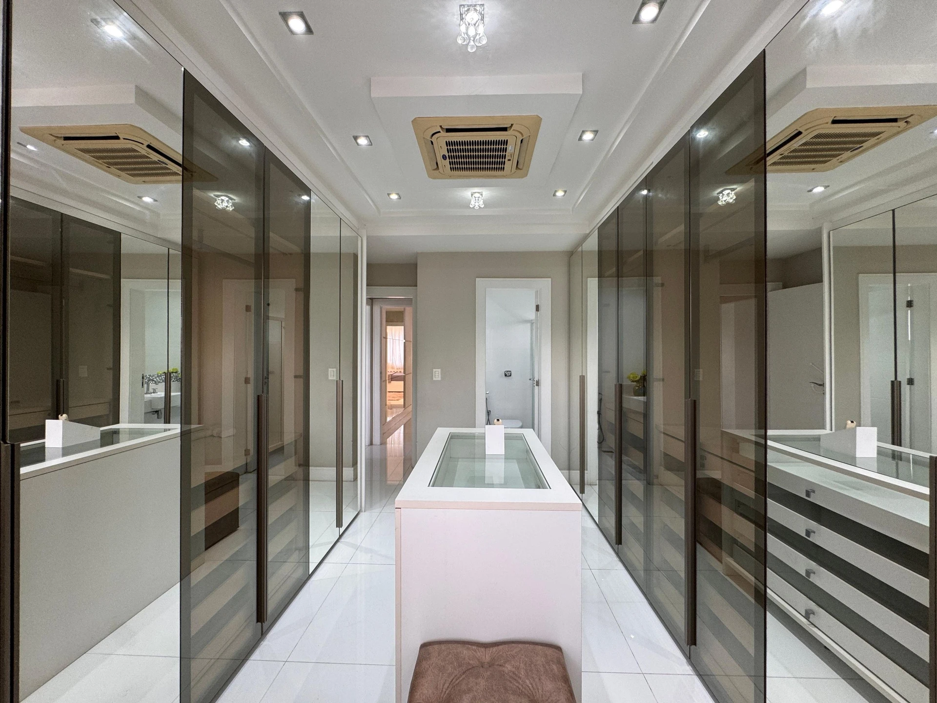 Casa mobiliada de 6 quartos com jacuzzi — photo 19