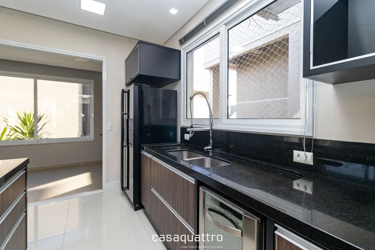 Furnished house with 3 bedrooms and 4 bathrooms — photo 14