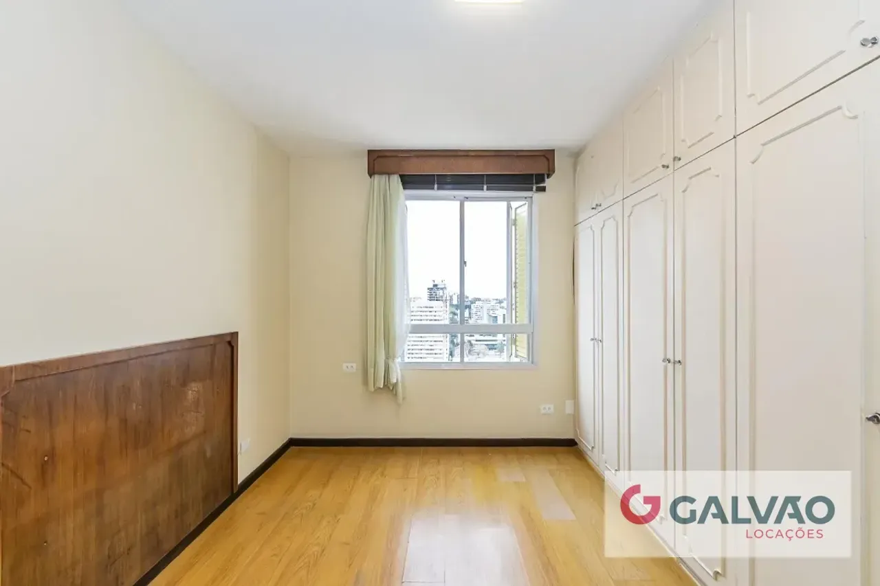 3-bedroom apartment with balcony and 1 parking spot — photo 6