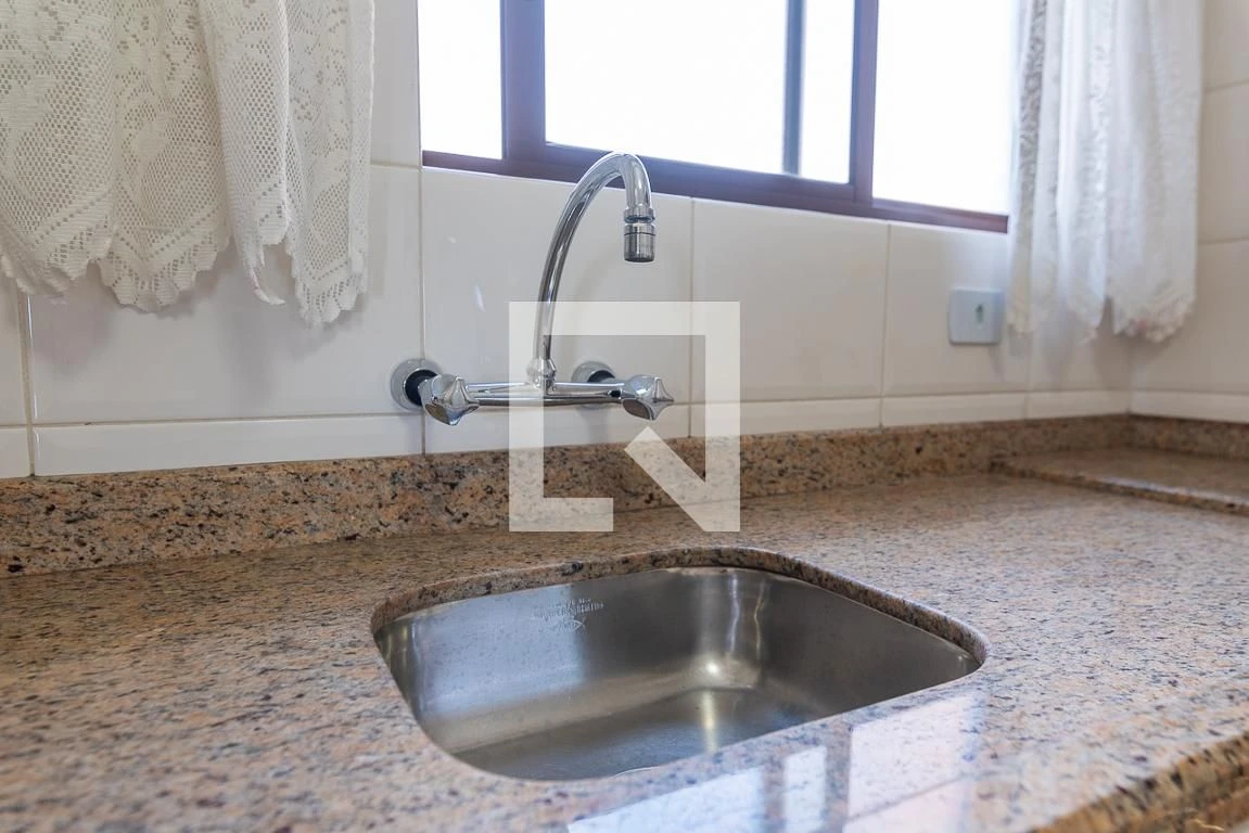 Furnished apartment, 130 m², with a jacuzzi — photo 57