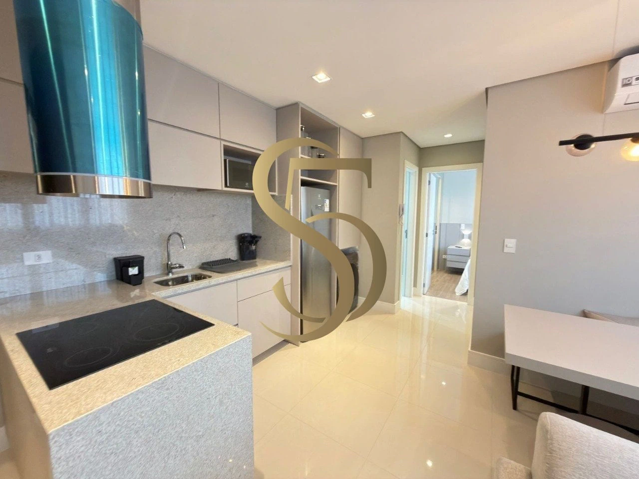 One-bedroom apartment with a washing machine in Curitiba — photo 2