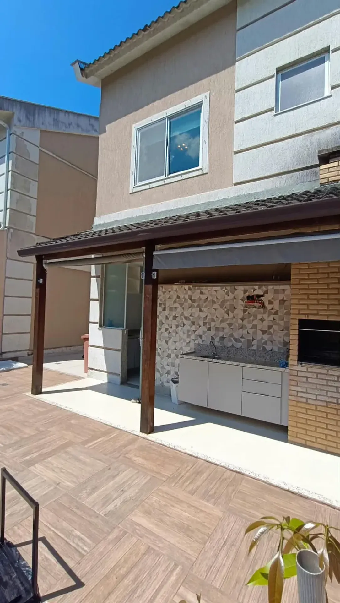 Furnished house with 3 bedrooms and 4 bathrooms — photo 36