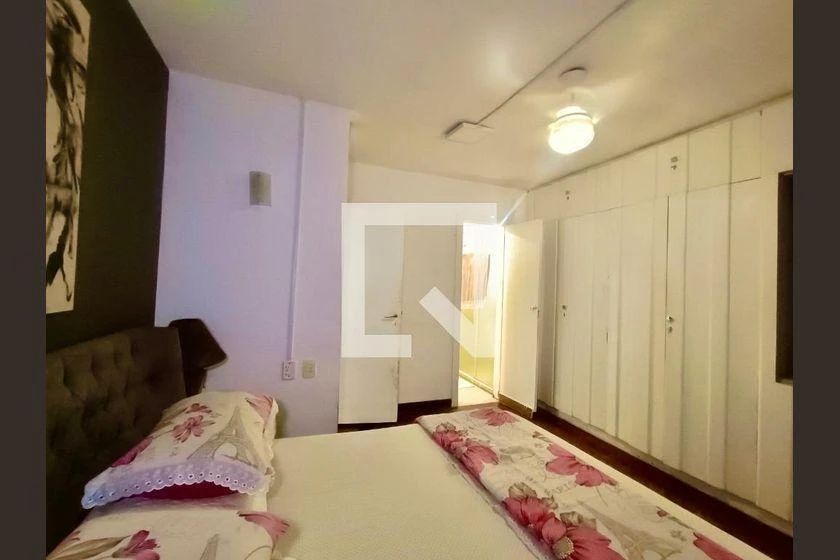 Apartamento de 4 quartos com cozinha integrada e 280 m² — photo 38