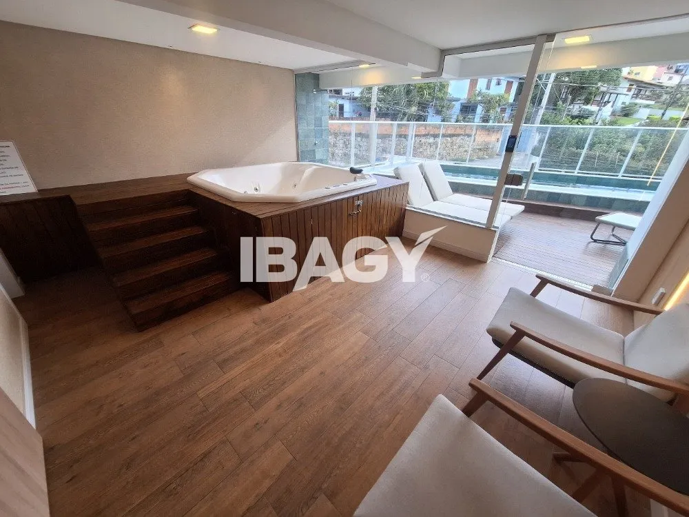 Apartment, 50 m², with a glass-enclosed balcony — photo 11