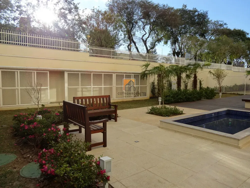 Unfurnished 4-bedroom apartment with 5 bathrooms — photo 16