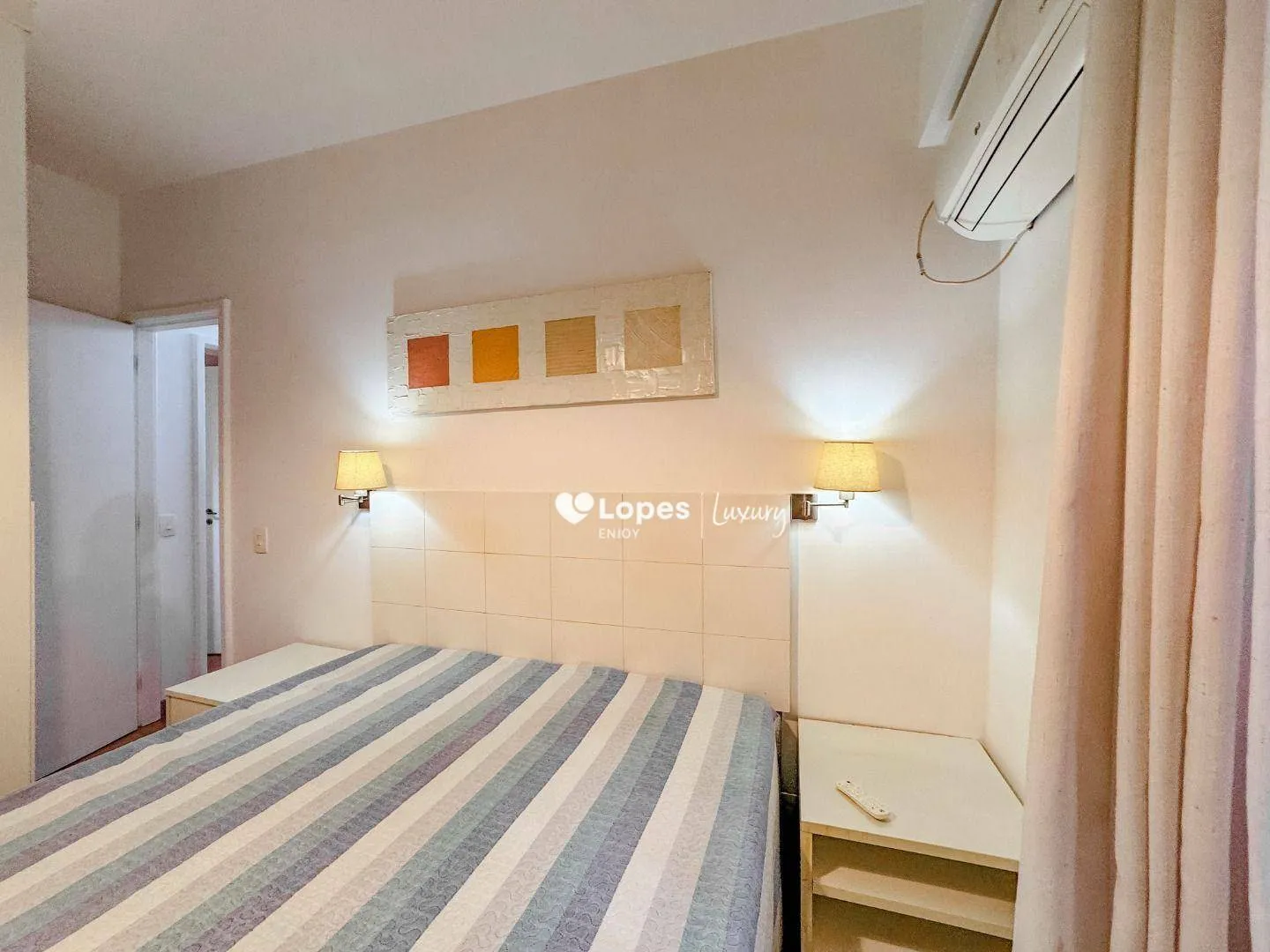 100 m² apartment with 3 bedrooms and a balcony — photo 53