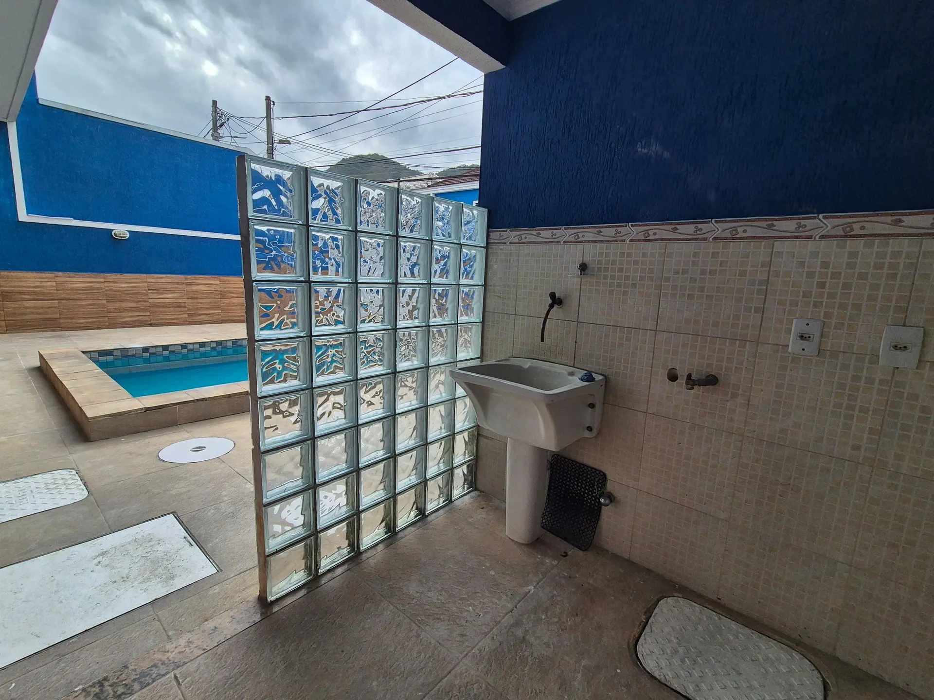 Будинок 180 м² з балконом із грилем та садом — photo 6
