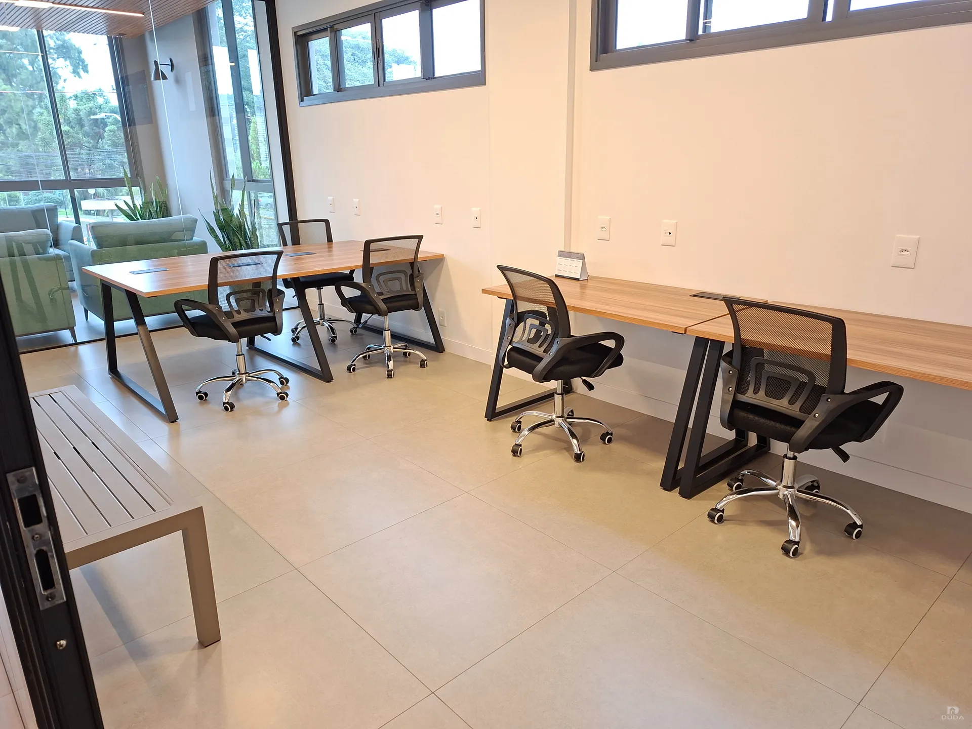 Studio mobiliado 60 m² com 1 vaga e cozinha integrada — photo 2