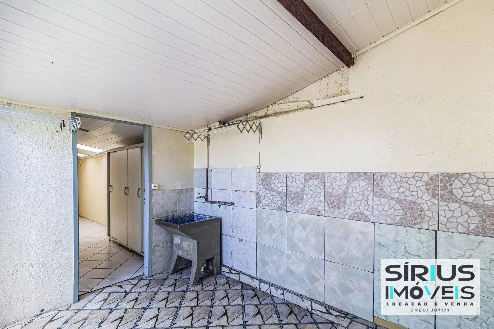 4-bedroom house with a garden in Curitiba — photo 11