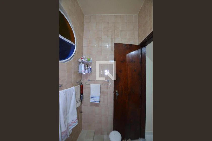 Furnished 231 m² house with 3 bedrooms and a balcony — photo 39