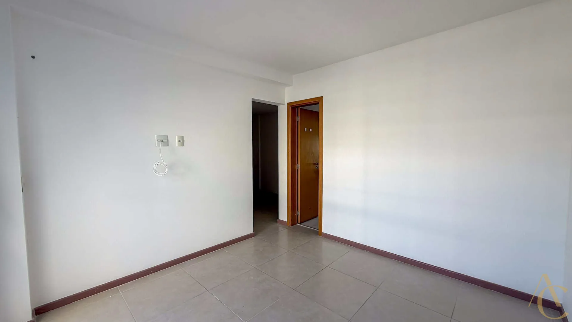 Furnished apartment with 3 en-suite bedrooms — photo 61