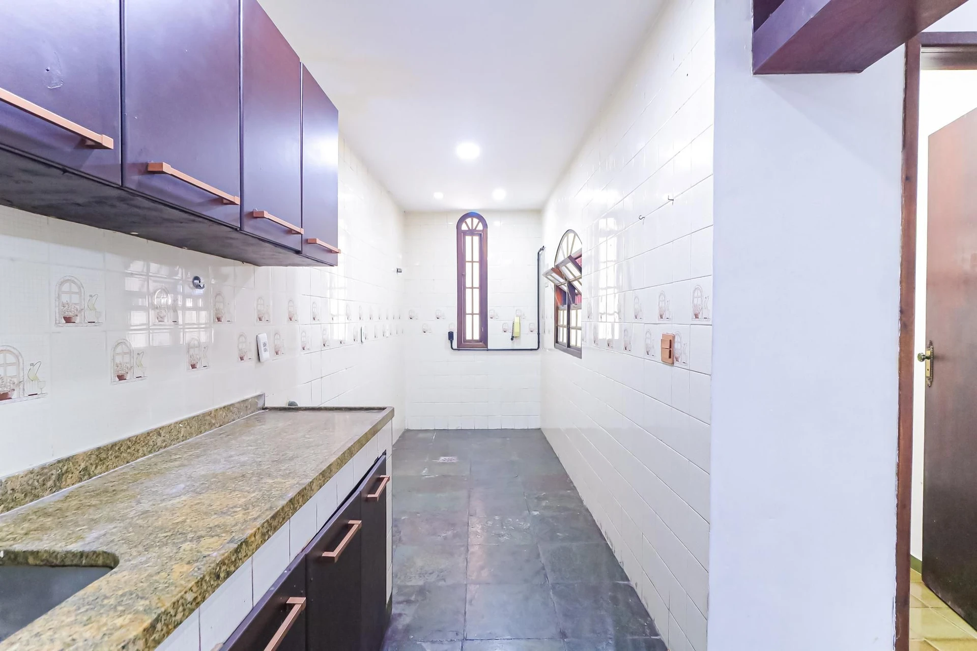 House, 240 m², with a jacuzzi — photo 17