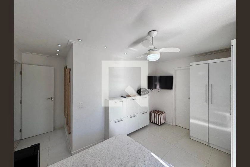 Furnished 3-bedroom apartment with 235 m² and 2 parking — photo 33