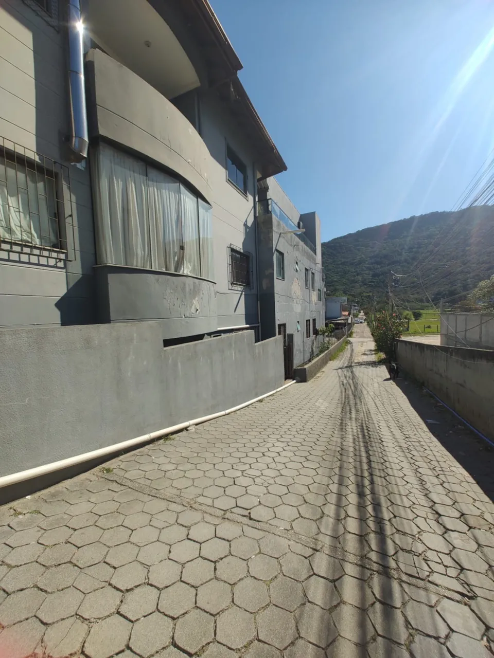80 m² apartment with a home office and a washing machine — photo 11
