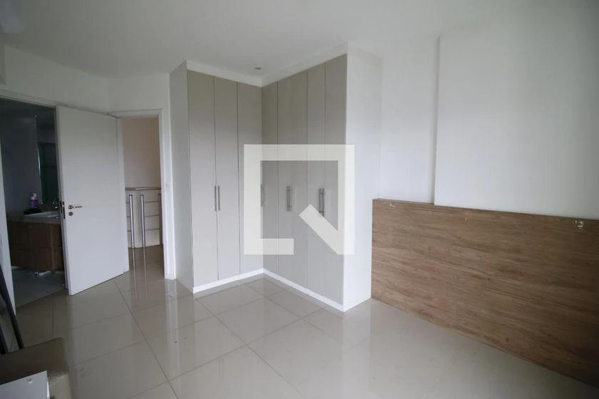 2-bedroom apartment with a mountain view in Rio de Janeiro — photo 28