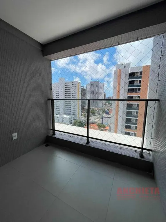 Квартира с 2 спальнями, сьютом и 2 парковками, 65 м² — photo 19