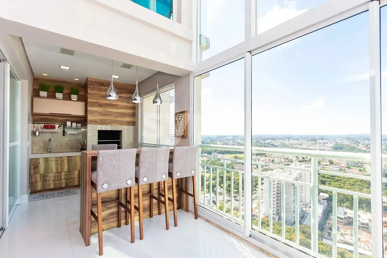 Furnished 3-bedroom apartment with open-plan kitchen 187 m² — photo 2