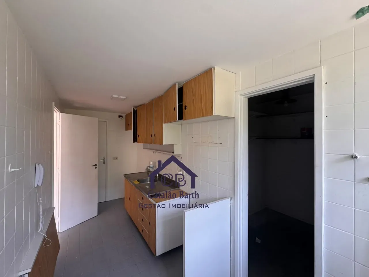 Mountain view in a 2-bedroom apartment, 80 m² — photo 11