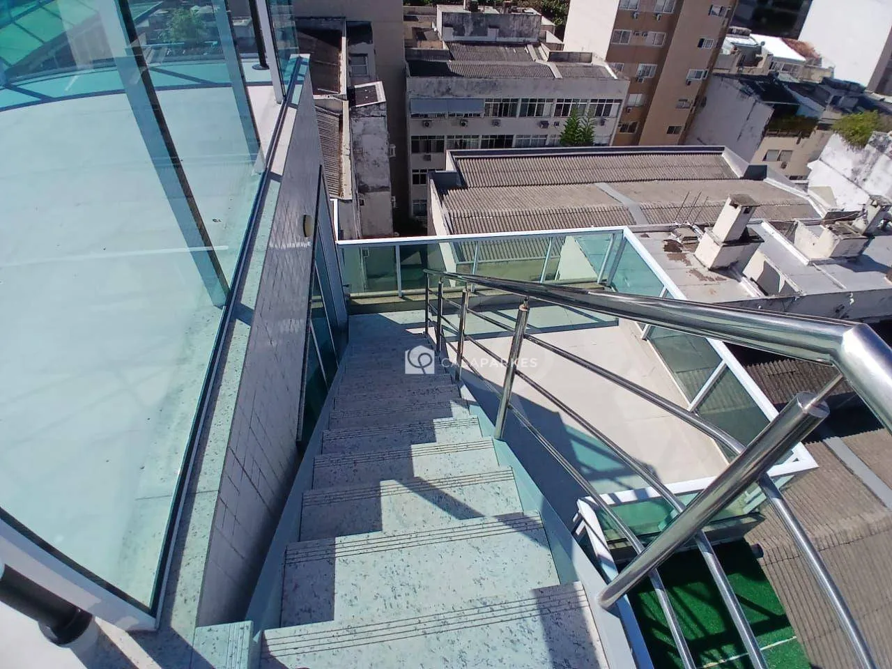 Penthouse with 3 bedrooms and 4 bathrooms — photo 44