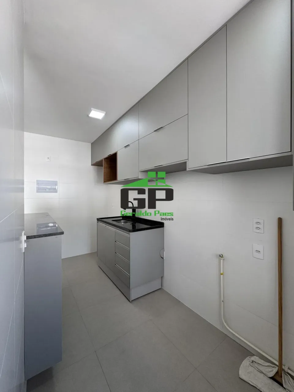 Apartamento para locação com 2 quartos, 1 vaga e varanda — photo 20