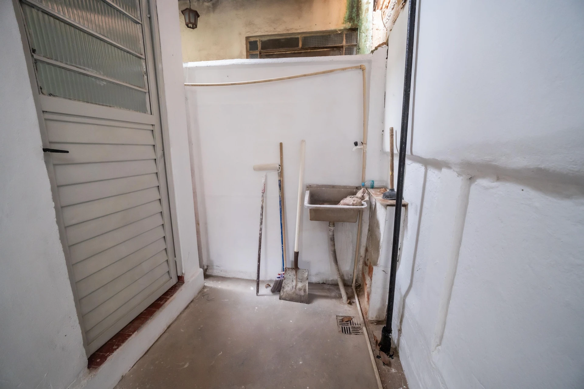 2-bedroom house with a garden — photo 14