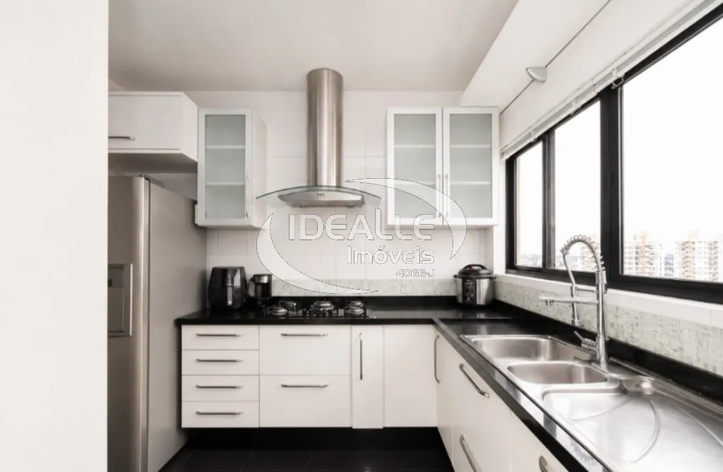 242 m² apartment with 3 bedrooms and private BBQ — photo 8