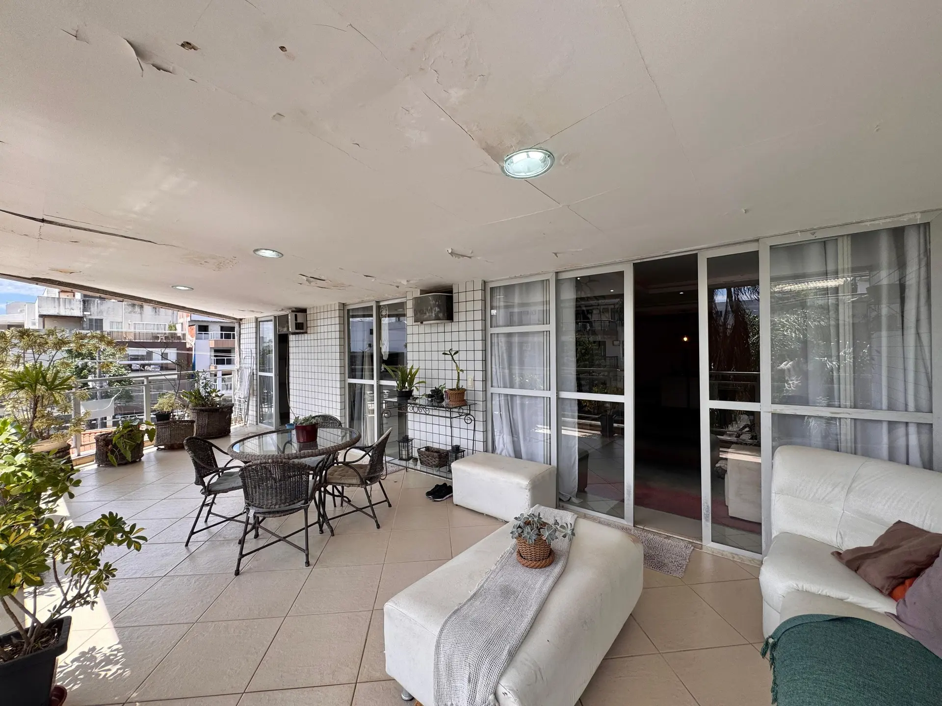 Washing machine in a 2-bedroom apartment, 115 m² — photo 25