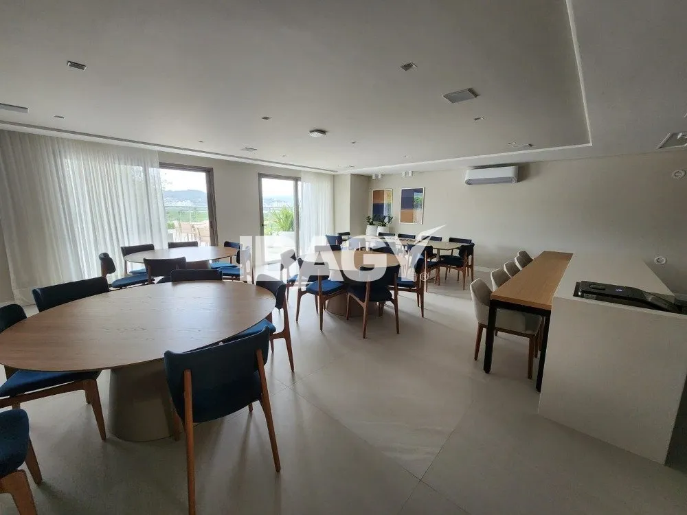 Furnished apartment, 116 m², with a grill on the balcony — photo 19