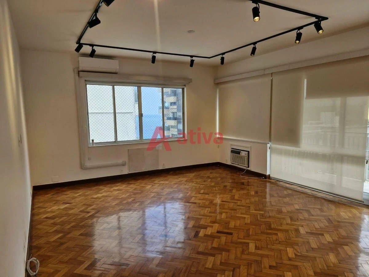 Apartment, 160 m², with a water view — photo 13