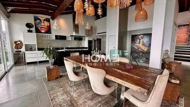 Меблированный дом с 5 спальнями и 700 м² — photo 48