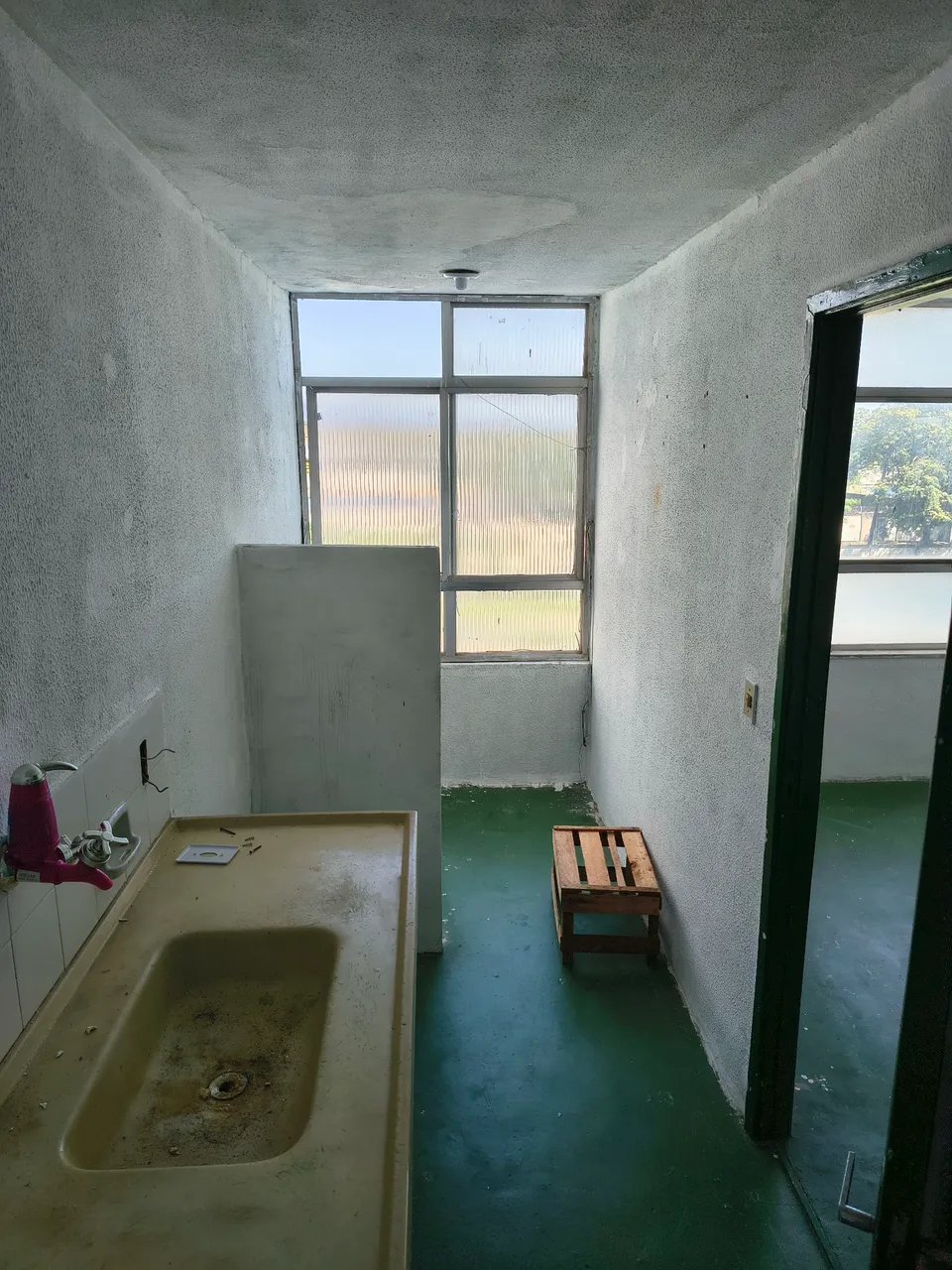 Simple rental apartment with 2 bedrooms and 1 bathroom — photo 2