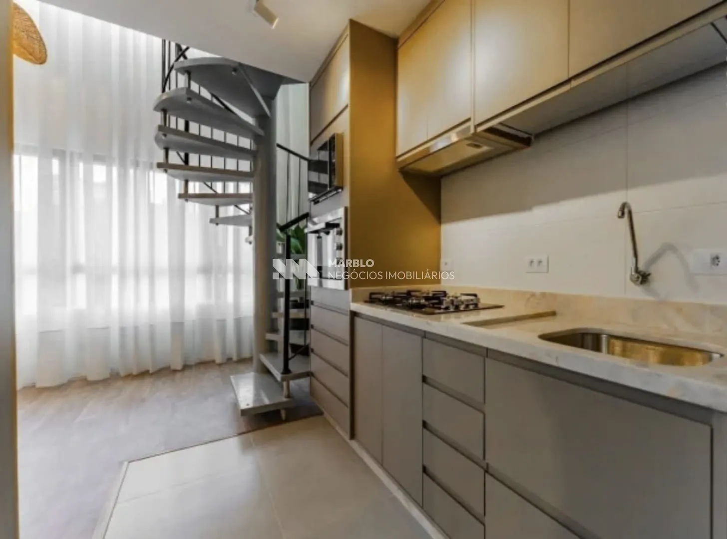 One-bedroom apartment with a washing machine in Curitiba — photo 2