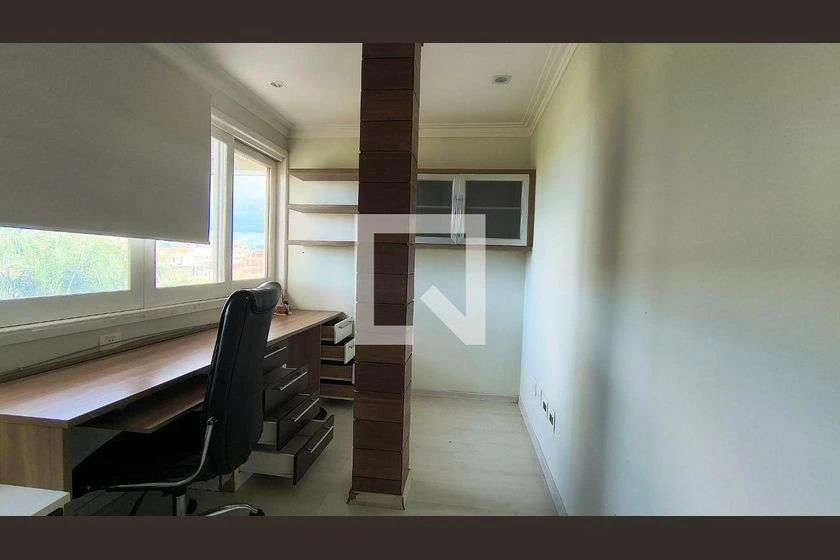 Condominium house with open-plan kitchen and 7 en-suites — photo 29
