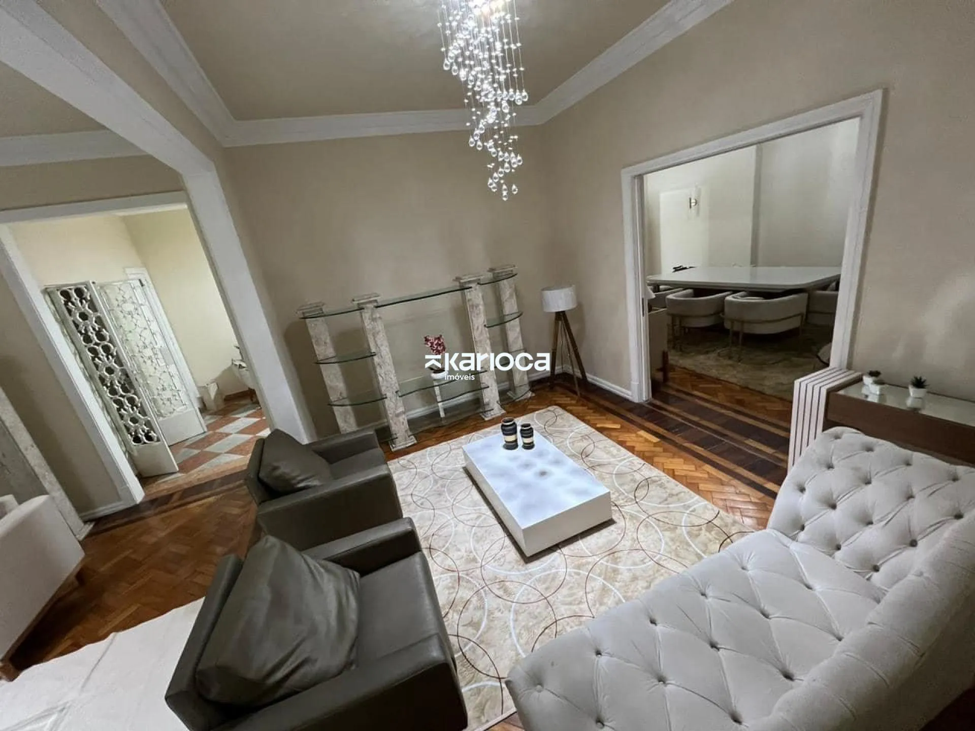 Furnished 4-bedroom apartment with 4 bathrooms — photo 42