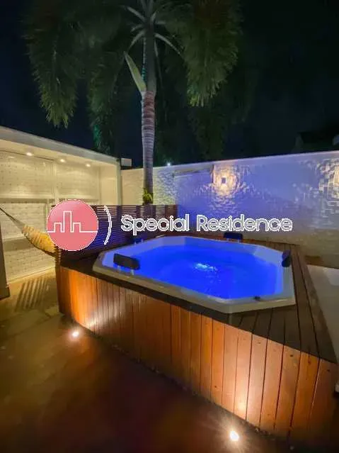 Furnished triplex home with 4 en-suite bedrooms — photo 24