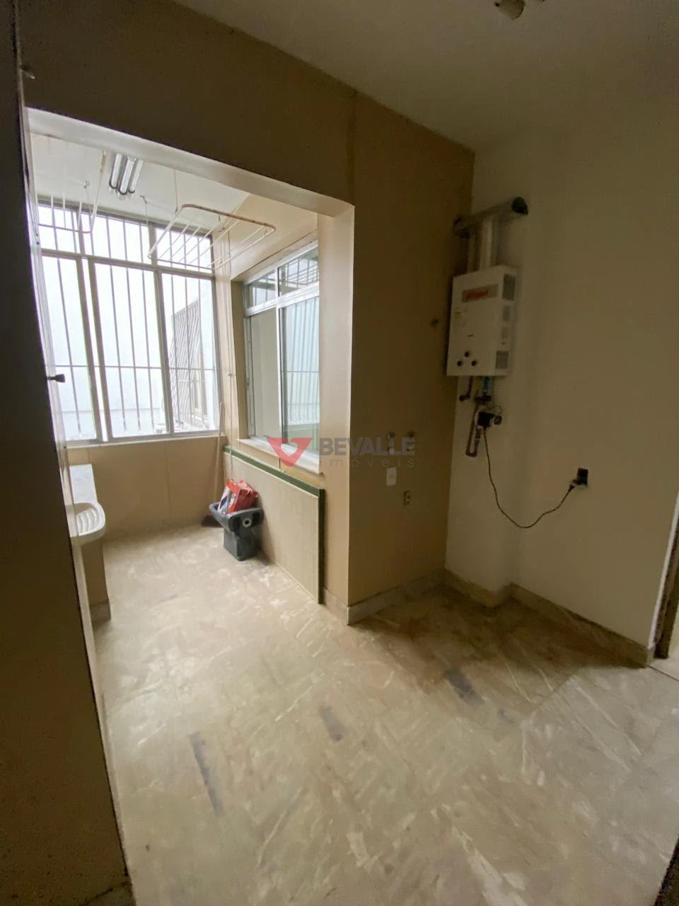 Квартира в оренду з 4 спальнями та 210 м² — photo 25