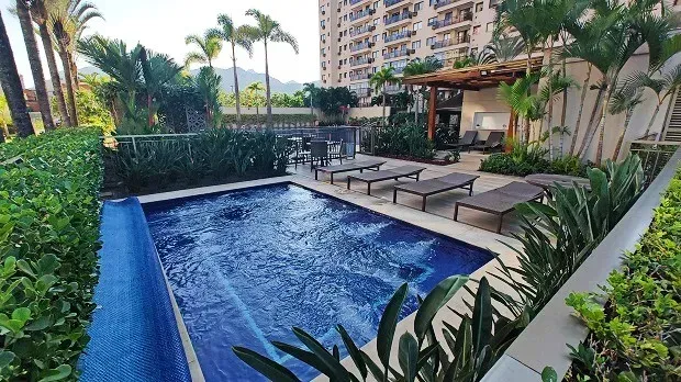 Apartamento sem mobília com vista para a cidade e montanhas — photo 38