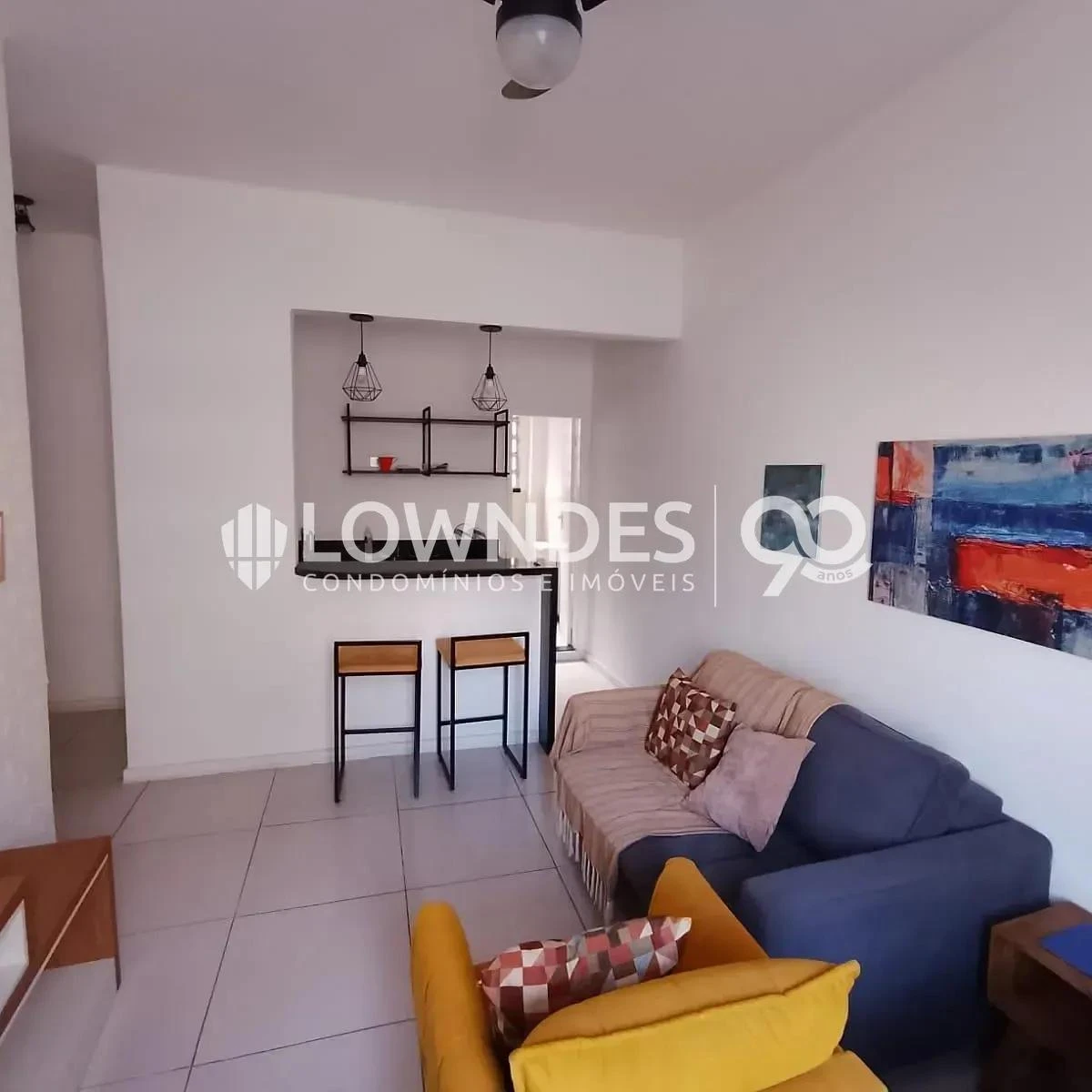 26 m² studio with an open-plan kitchen