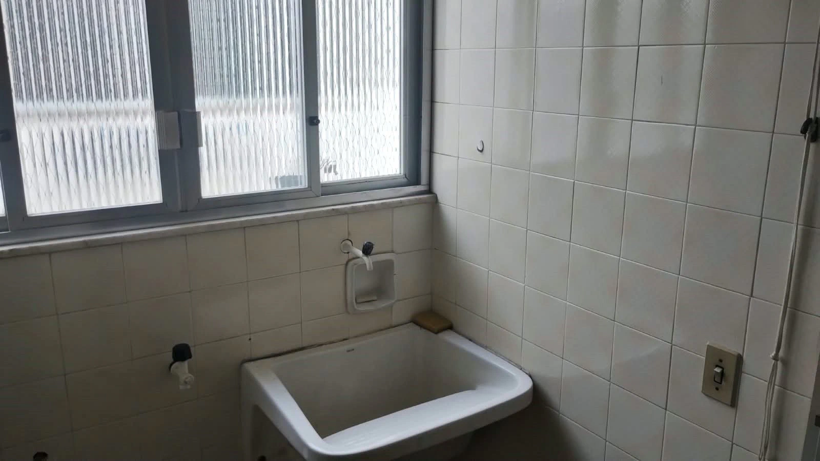 Apartment, 60 m², with a glass-enclosed balcony — photo 16