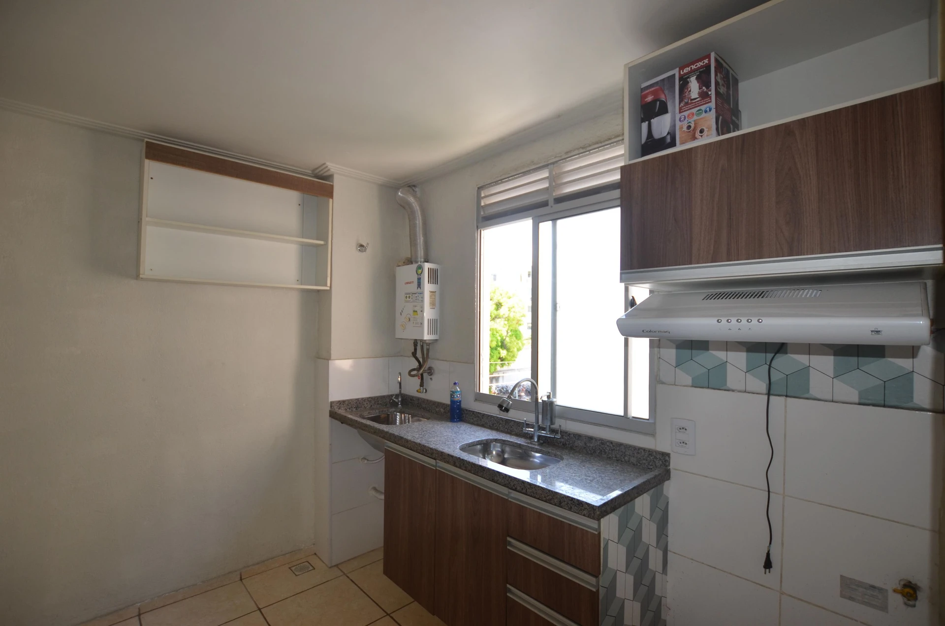 Apartamento de 2 quartos em condomínio com piscina — photo 13
